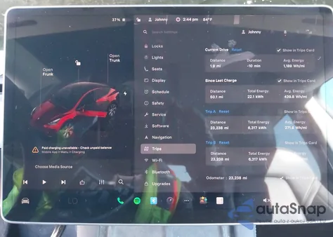 2023 Tesla Model Y Awd/Long Range Dual Motor All-Wheel Drive z USA, uszkodzony, nr VIN 7SAYGAEE8PF972307